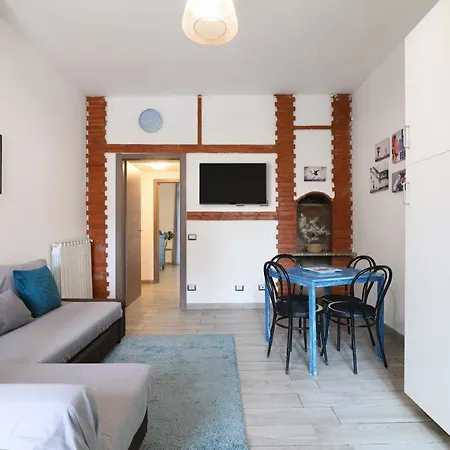 Apartament Primopiano - Edolo 7 *