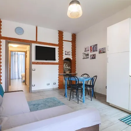 Primopiano - Edolo 7 Apartament *
